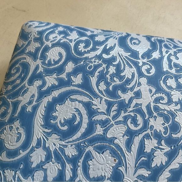 Vintage Mele Blue and White Floral Design Hard Cover Jewelry Case - Picture 9 of 12